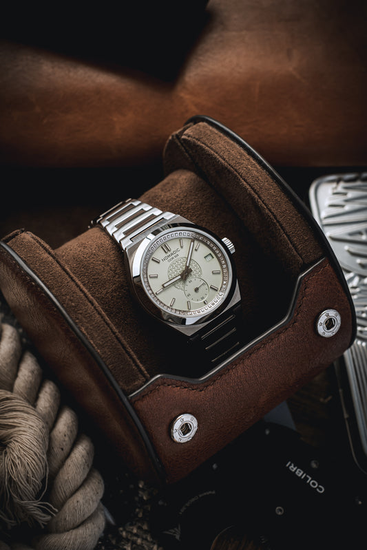 Cíor 928 - Mint Green with diamonds - Luxury Sports Watch (36mm)